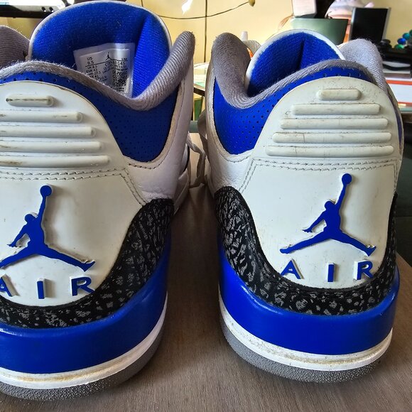 Jordan Air Retro - Picture 7 of 10